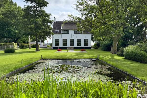 Woning Bredaschedijk 4 Zevenbergschen Hoek (Gem. Moerdijk)