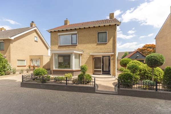 Woning Eikenlaan 24 Zundert