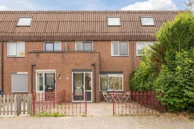 Woning Bosgouw 157 Almere