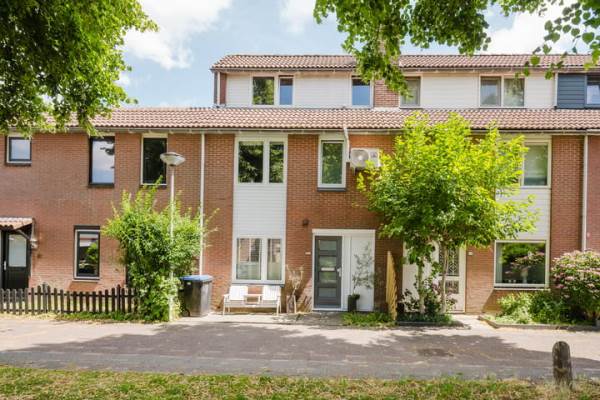 Woning Perengaard 16 Spijkenisse