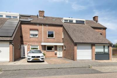 Woning Zuideinde 20 Dinteloord
