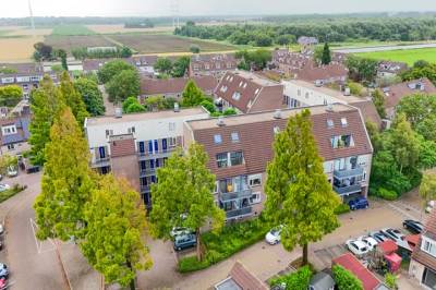 Woning Arthur van Schendelplein 57 Hillegom