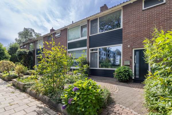 Woning Johanna van Burenlaan 12 Almelo