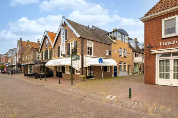 Woning Oude Schans 9 Bunschoten-Spakenburg