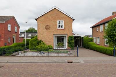 Woning Taeke Schuilengalaan 15 Surhuisterveen