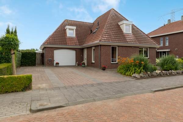 Woning Barbarakruid 8 Puttershoek