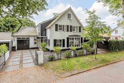 Woning Ruïnelaan 17 Bergen (NH)