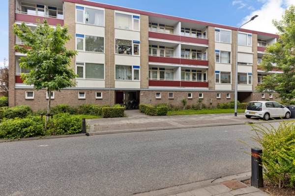 Woning Plutolaan 12 Groningen