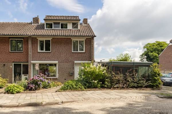 Woning Eikenlaan 9 Roosendaal