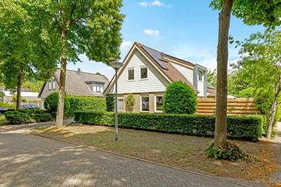Woning Reggeplantsoen 4 Almere