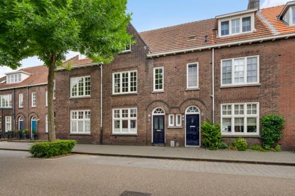 Woning Charles Ruysstraat 12 Roermond