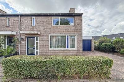 Woning Quarles van Uffordweg 18 Oostburg