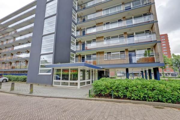 Woning Bernard Zweersplein 40 Schiedam