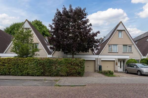 Woning Cor van Osnabruggelaan 88 Voorschoten