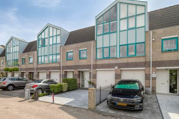 Woning Landhoofd 53 Hellevoetsluis