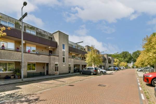 Woning Overleg 100 Amsterdam