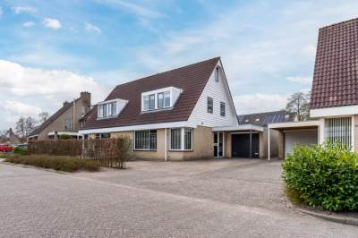 Woning Albert van Kuyckweg 30 de Wijk