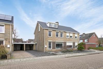 Woning Ravendonk 43 St. Willebrord