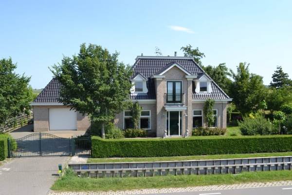 Woning Middenweg 2A Anna Paulowna
