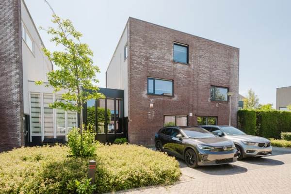 Woning Velhorstlaan 4 Spijkenisse