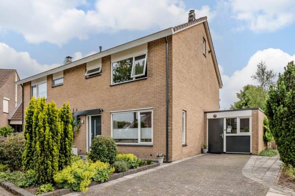 Woning Klaverkamp 81 Hoogeveen
