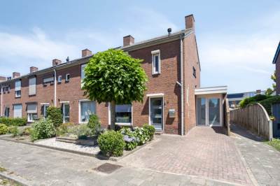 Woning Pr. Bernhardstraat 10 Horst