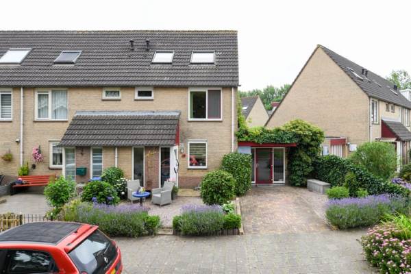 Woning Raaigras 49 Wilnis