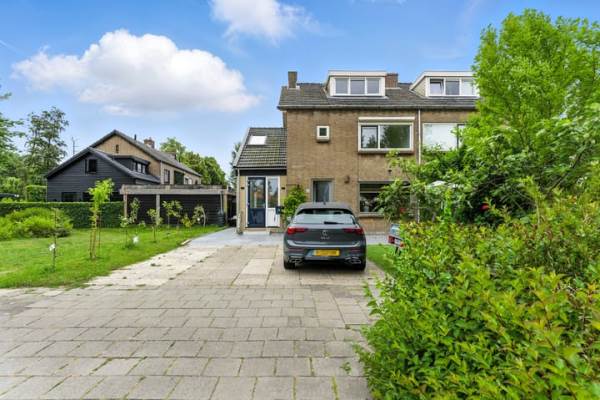 Woning Esdoornlaan 21 Alblasserdam