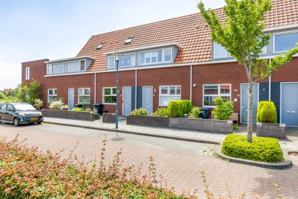 Woning John Lennonplein 43 Middelburg
