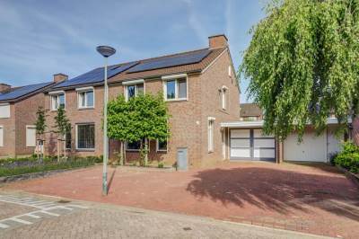Woning Bosbeeklaan 18 Baarlo (LI)
