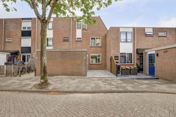 Woning Donk 86 Spijkenisse
