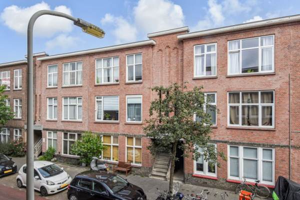 Woning Rhododendronstraat 90 Den Haag