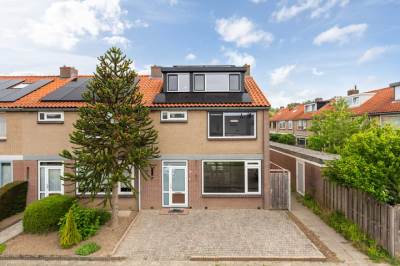 Woning van Oldenbarneveltstraat 53 Zuid-Beijerland