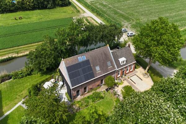 Woning Eerste Dijk 4 Sint-Maartensdijk