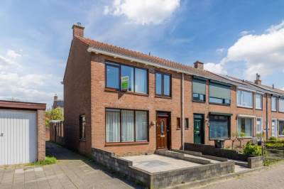 Woning Willems Fopsstraat 1 Hellevoetsluis