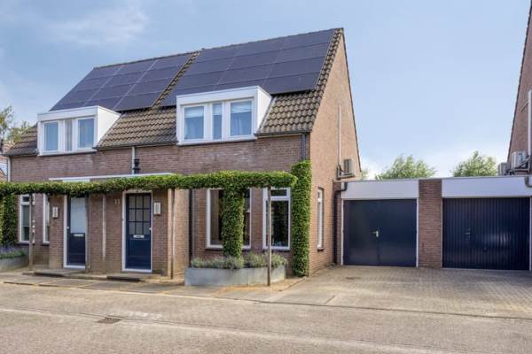 Woning Eikenlaan 11 Beek en Donk