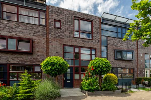 Woning Eikenwede 91 Barendrecht