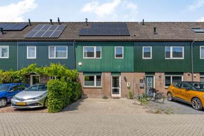 Woning Zwanebloem 27 Zwaag