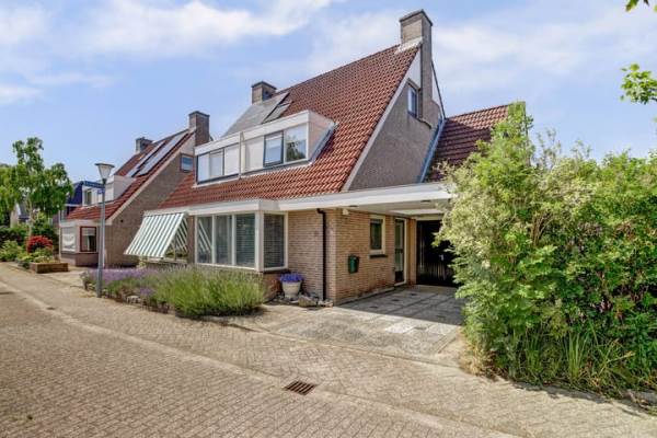 Woning Trogven 18 Warmenhuizen