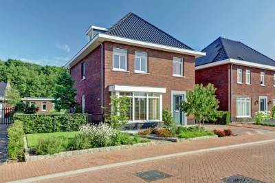 Woning Op de Lundert 10 Helden