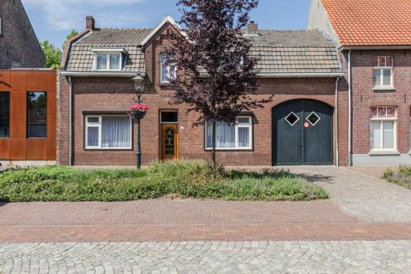 Woning Singelstraat West 13 Stevensweert