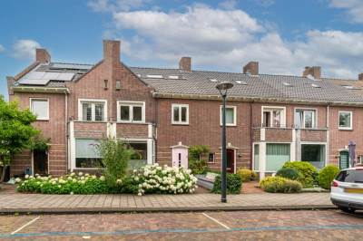 Woning Burgemeester van Tienenweg 29 Diemen