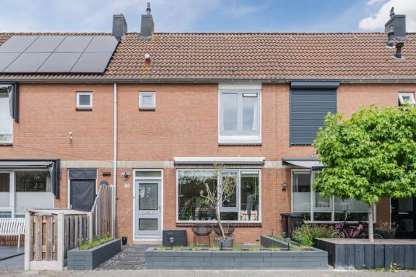 Woning Cannenburg 79 Hoofddorp
