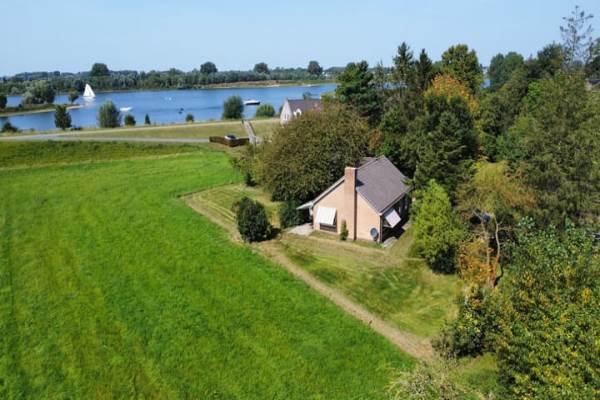 Woning Velmerweg 1 Maren-Kessel