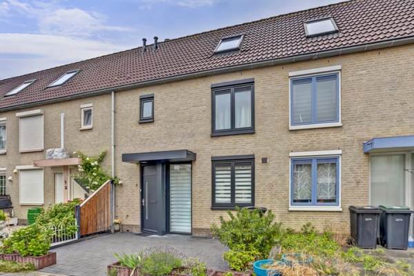 Woning Kruidnagelstraat 6 Almere