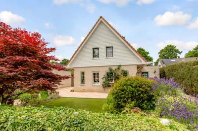 Woning Jean Gabinplantsoen 8 Almere