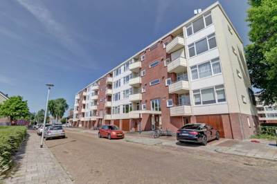 Woning Jacob van Ruysdaelstraat 70 Almelo