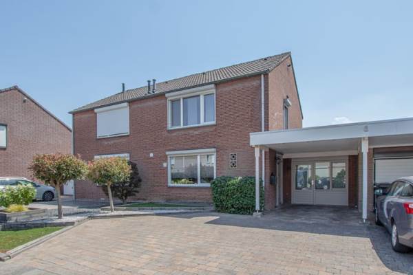 Woning Klaproosstraat 22 Roggel