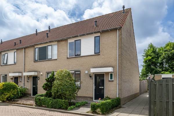 Woning Van Halenstraat 15 Oude-Tonge