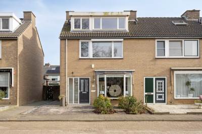 Woning Jan Schoutenplantsoen 8 Bunschoten-Spakenburg